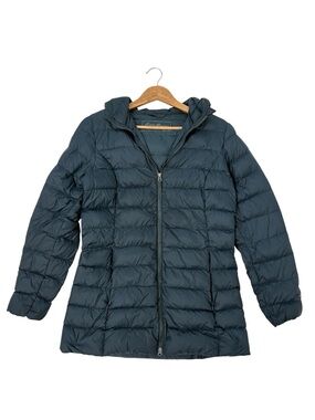 Eddie Bauer Black Cirruslite Down Jacket
In Teal Blue